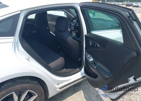 2024 Chevrolet Malibu Fwd Rs z USA, uszkodzony, nr VIN 1G1ZG5ST1RF152475